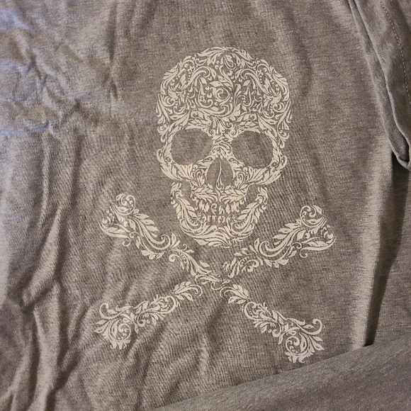 Halloween skull tee - Picture 2 of 2